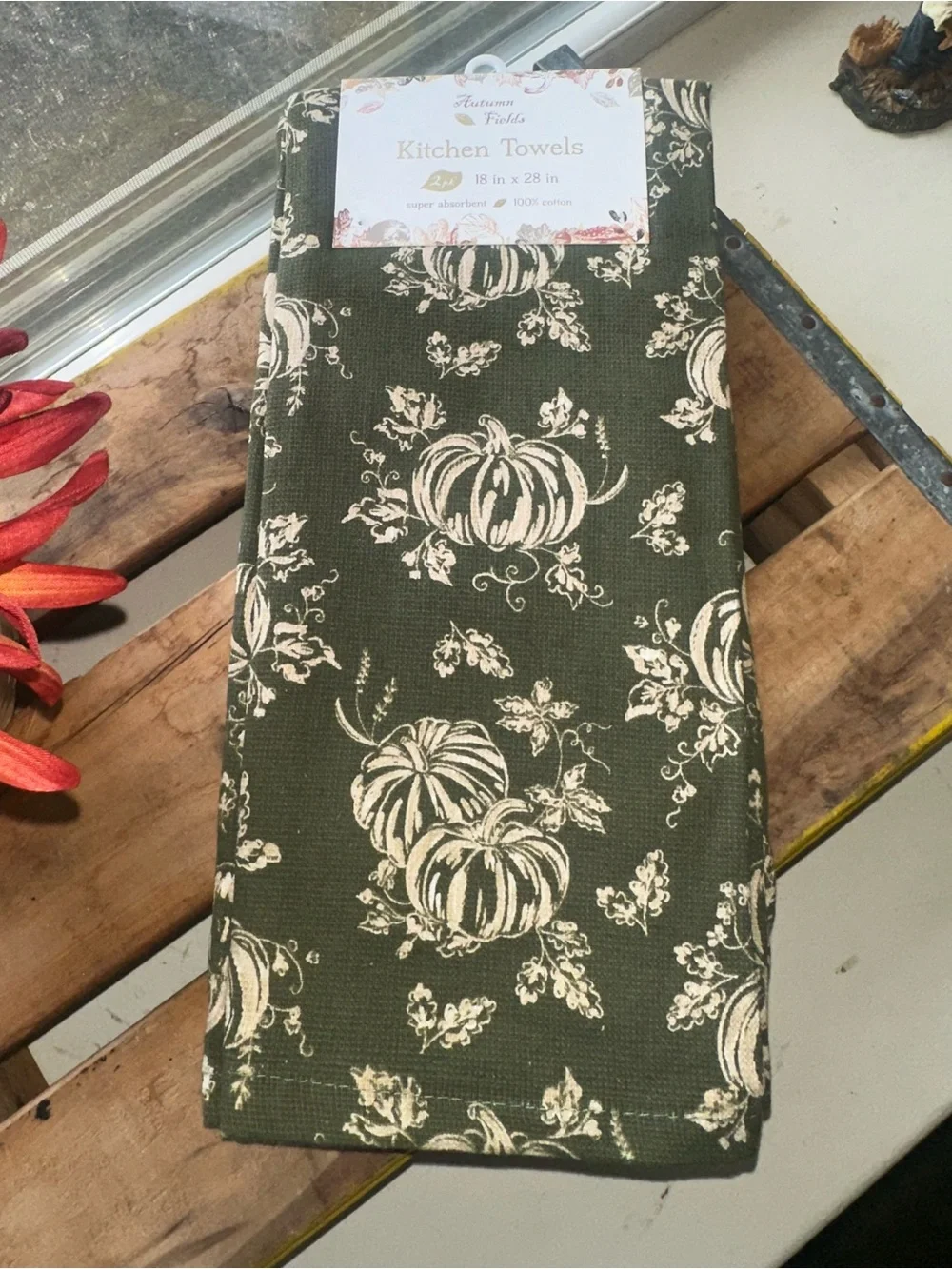 Kitchen Towel (2) with a Cream-Colored Pumpkin and Autumn Leaf Print ~ New